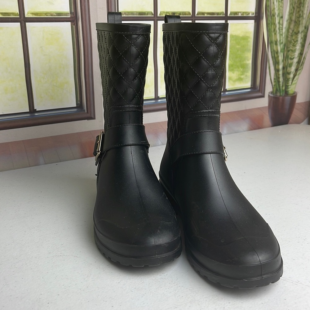 Capelli New York Ladies Matte, Quilted Shaft Mid-Calf Rain Boot